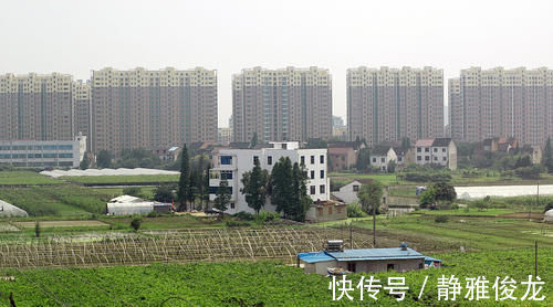 高层住宅|买房遵循“7字”真言：买边、买中、不买三，基本不会选到差房子