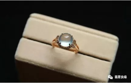 良缘告诉您如何对翡翠戒指进行清洁与保养