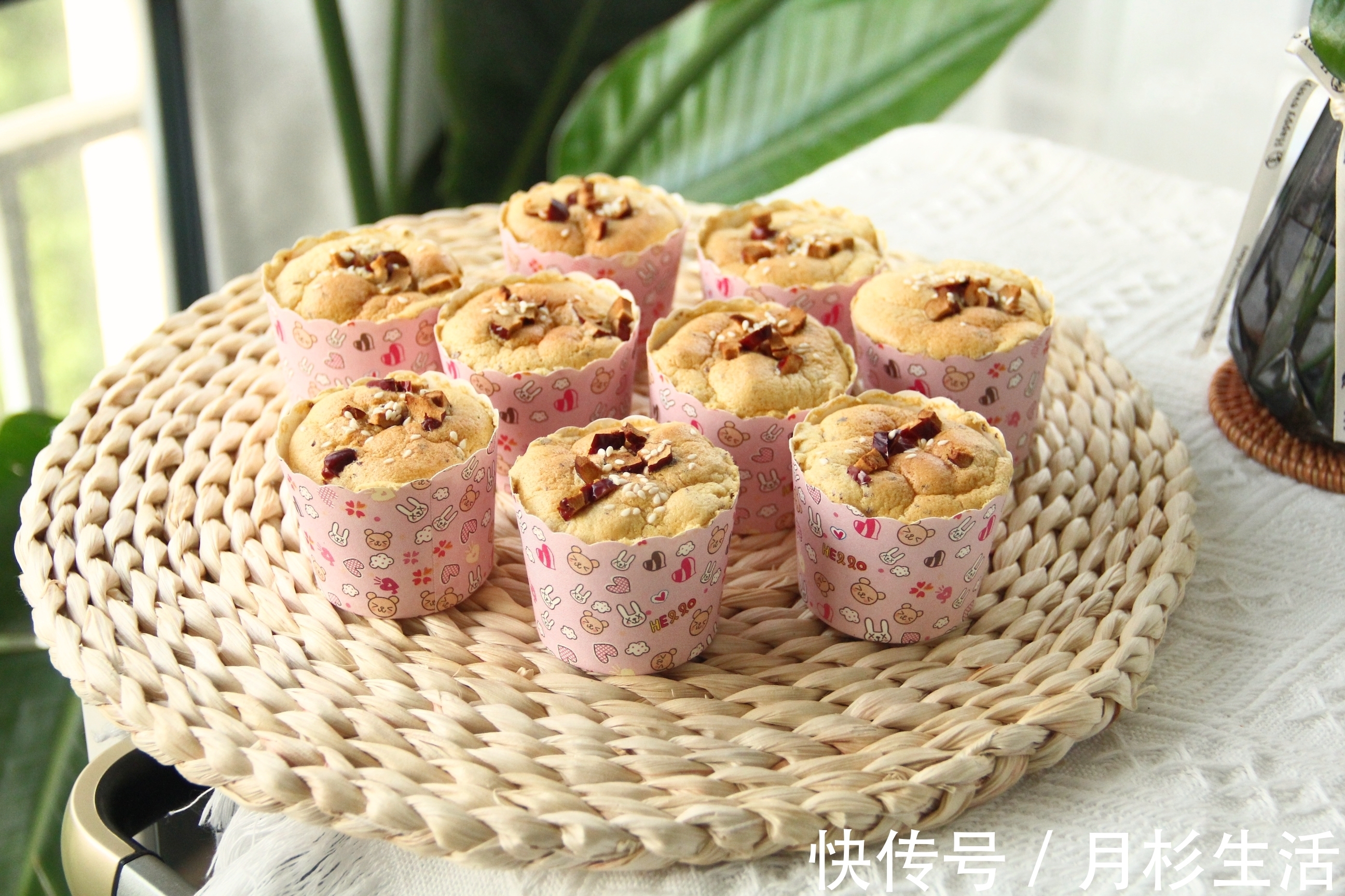 面糊糊|无糖红枣纸杯蛋糕，口感松软，制作简单