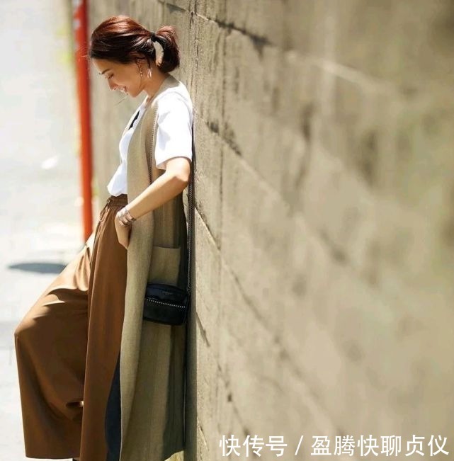 日杂|日杂风的夏季穿搭,以下几种单品利用率太高了,尽显优雅熟龄之美