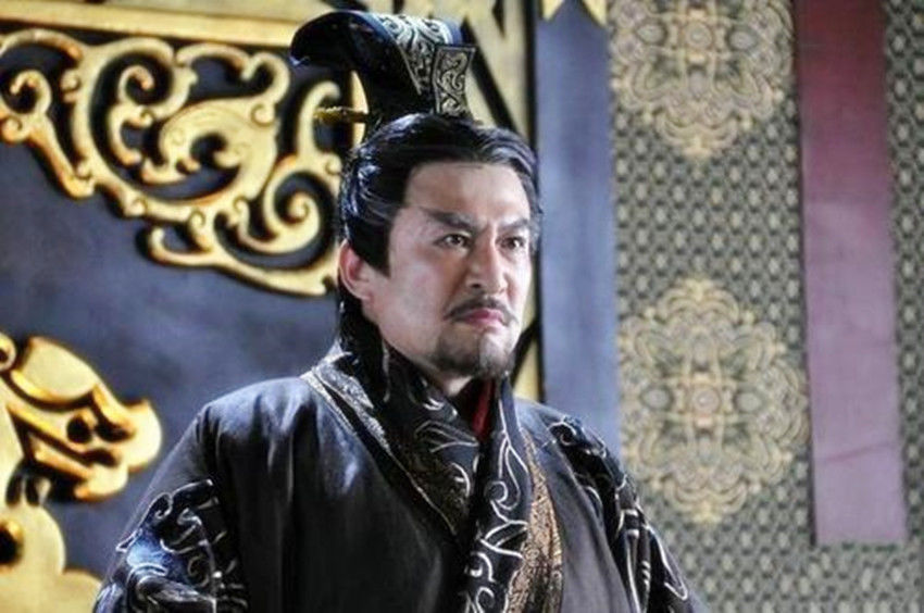 秦始皇|秦王朝很快被人推翻，自身有着很大原因，这一制度最关键