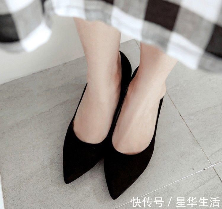 回头率|现在高跟鞋鞋越来越迷人了, 凸显玉足忒性感, 走哪都是有回头率