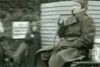 |搞笑GIF趣图大爷,这是什么魔术,看起很厉害的样子!