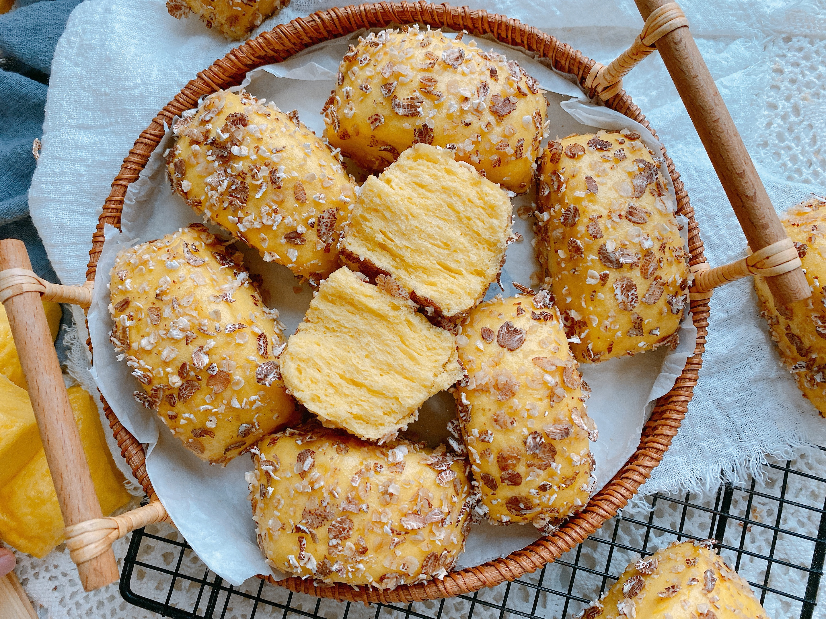 南瓜和燕麦搭配,无水无油好吃易消化,老少皆宜,减肥朋友的福音!