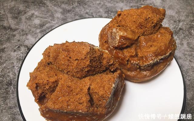 自从做了这个面食,连面包都省了,手不沾面,筷子一搅,松软香甜