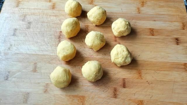 红薯泥|又到吃红薯的旺季，把红薯和火龙果这样做，营养全面，全家都爱吃