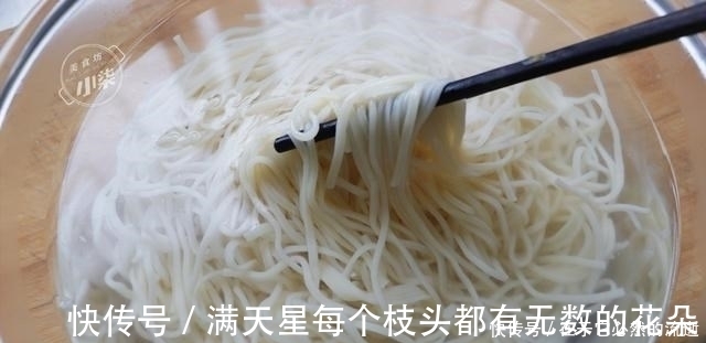 小葱|面条这样做太好吃了,做法简单省事,一周吃7次都不腻,太香了