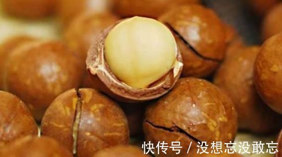 蓝莓|糖尿病患者可以吃零食吗?适合老年人的几种零食,吃点好处真不少