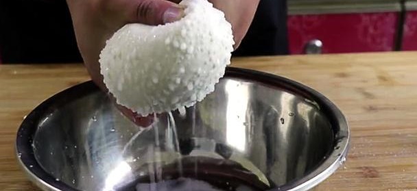 豆腐新吃法，不炒不炖，做法简单，比海鲜还好吃！