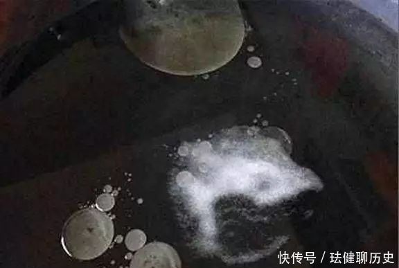 煮虾的时候加入这种水果，不但鲜嫩美味，而且去腥又营养