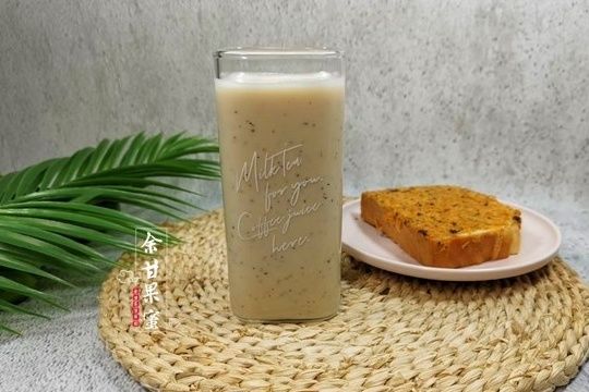 我的早餐饮品，用这两种食材磨豆浆，香甜好喝，一次不到2元