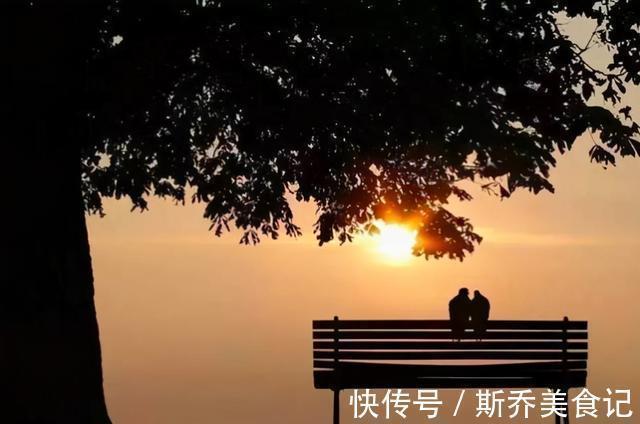 贫交行$杜甫的这首诗,只有短短的4句,却道尽了人情冷暖