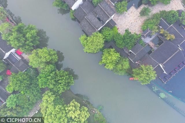 烟雨蒙蒙 山川米聚 祖国一片好风光