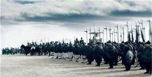 原因就|古代打仗时，为何第一排的士兵明知是送死还要往前冲？其实原因很简单