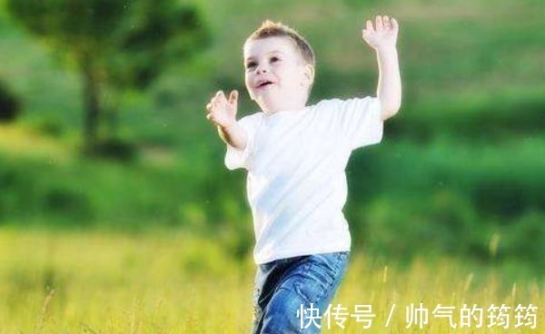 爱钱|这5种孩子看似很“机灵”,其实很难有出息,快看看你家娃有没有