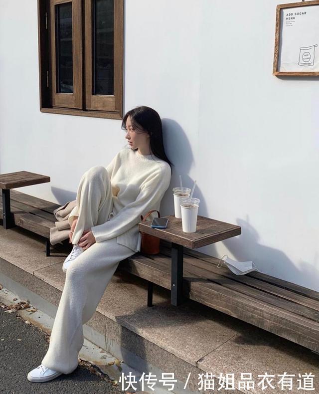 冬天穿什么裤子显高又显瘦?这条"奶奶裤"前来迎战,早穿早美