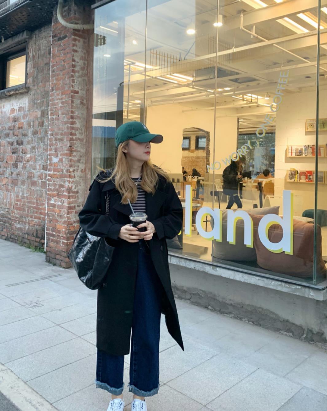 冬季搭配帽子真是门“学问”,女明星都爱帽子款式,精致又显脸小