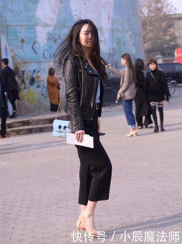 机车|机车皮衣也能穿出优雅女人味,搭配七分裤,美丽到酷