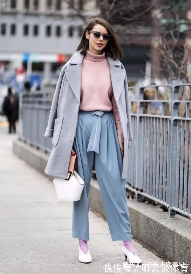 透明感 女人不管多少岁,都不要穿这3种颜色,自以为很时髦其实很“土”