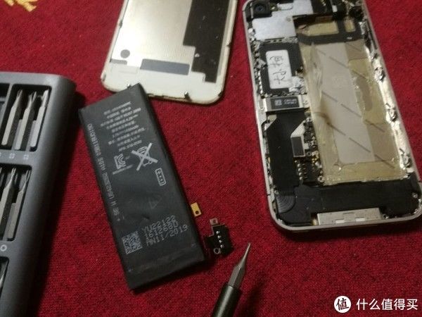 低成本手机拆机装裱框制作教程（DIY iPhone拆机裱框摆件）