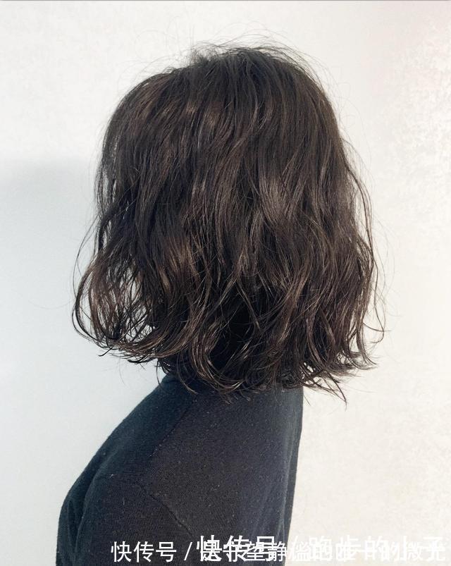 短发 女士发型不知怎么剪不如试试这14款,洋气修颜很女神