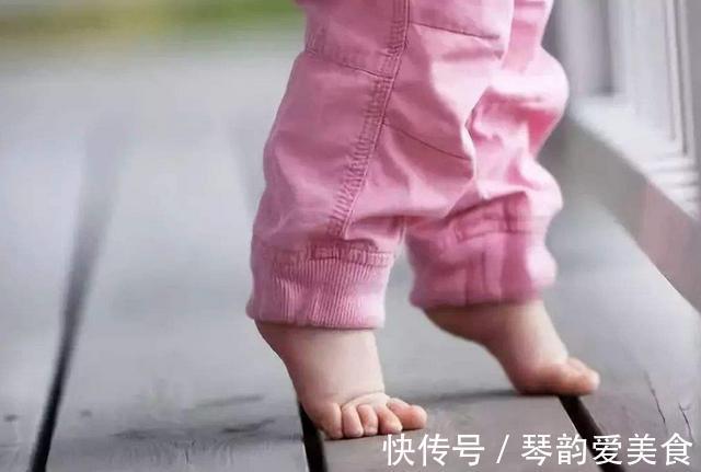 手部|高智商的宝宝,5个方面发育要优于同龄人,3岁前就能看出来