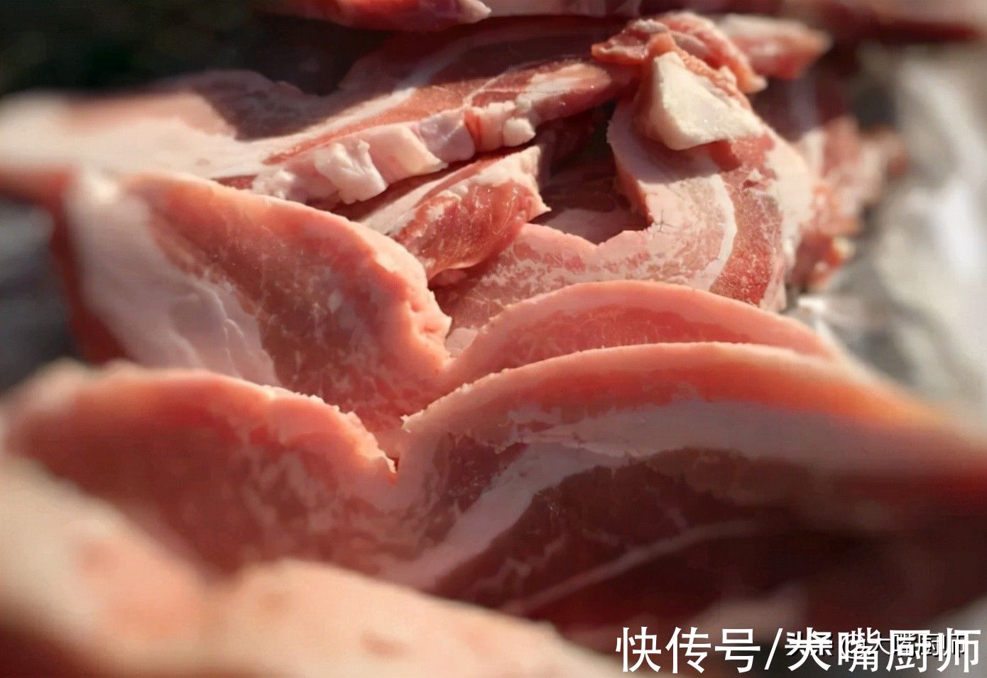 没条件熏腊肉？可以做做酱油肉，用了30年的配方，比腊肉更软更香