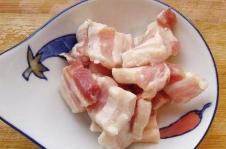 白菜炖粉条怎样做才好吃?饭店大厨分享技巧,白菜软烂粉条爽滑