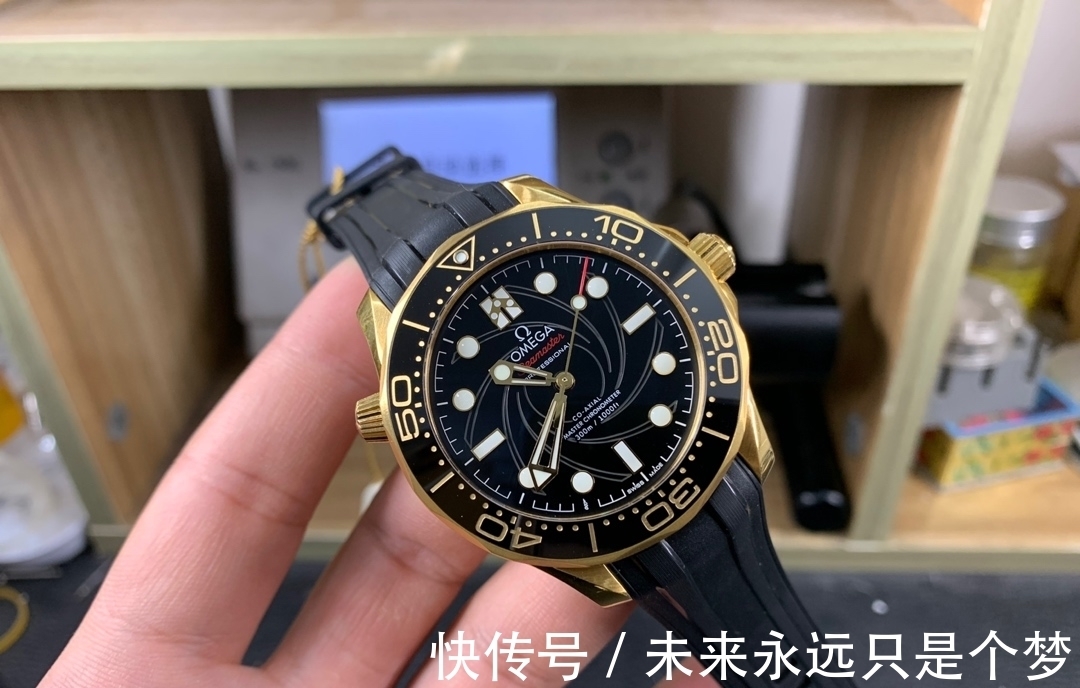 宝珀|欧米茄海马300不够上档次?劳力士、爱彼、宝珀的潜水表可以了吧?