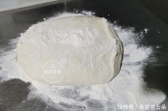 正确|制作“开花馒头”,别在馒头坯表面切口了,试试正确的方法吧