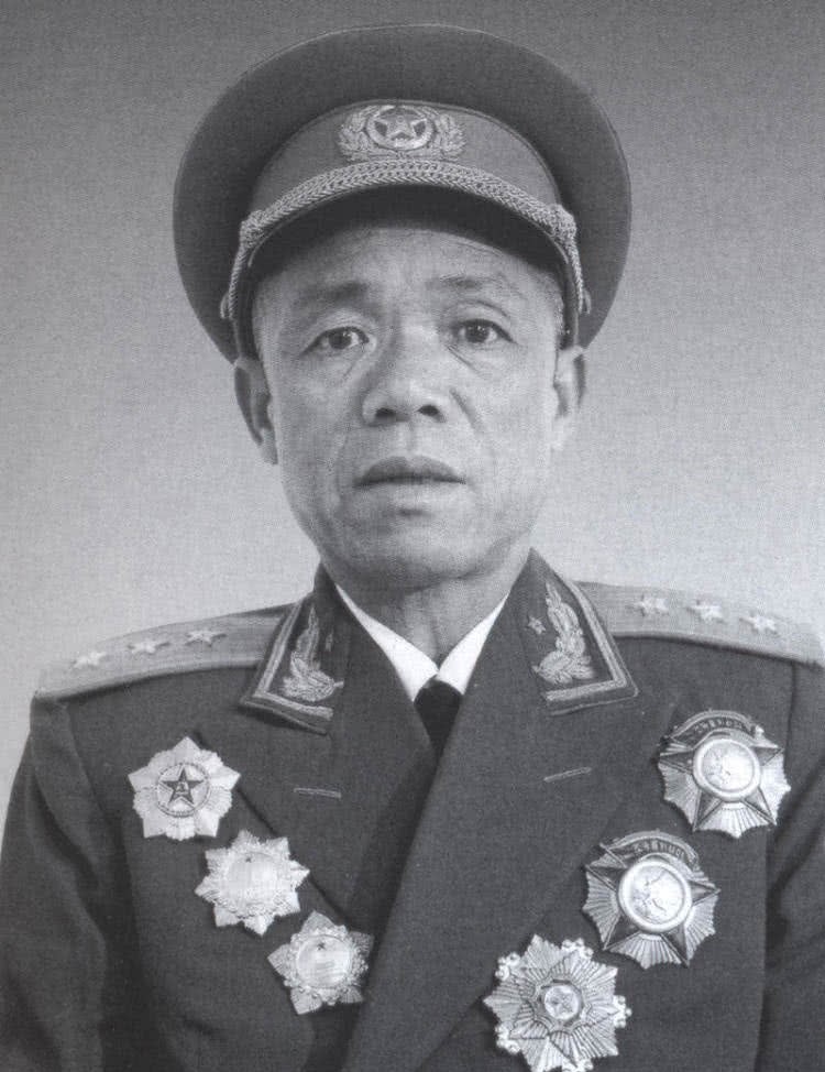 全力|刘震将军下令杀狗,老乡二话不说全力配合,三招智取日寇