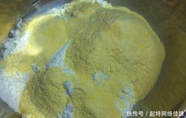 柔软|玉米发糕这样做，教你一招，蓬松柔软，不回缩不塌陷超好吃！