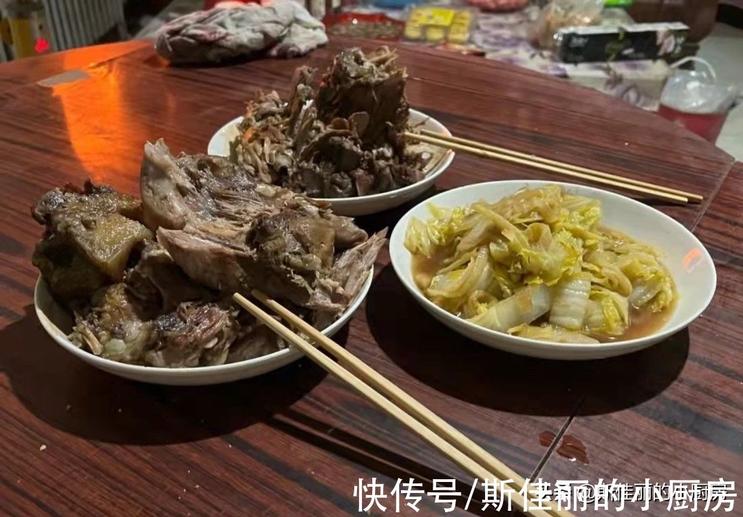 螃蟹|网友晒第1次去男朋友家的年夜饭，差距也太大，第八家“好心酸”