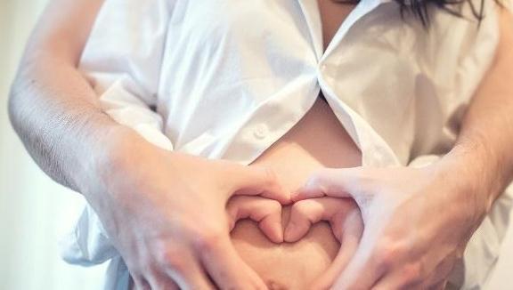 动作|孕妇这个坐姿不要有,或许会影响胎儿的发动时间,别大意