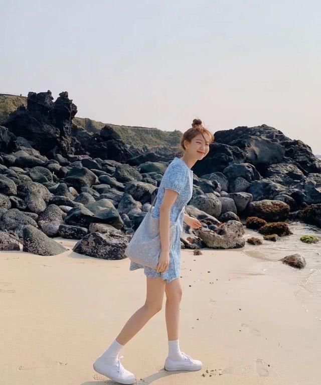 搭配|今夏这种“盐汽水”穿搭,真的好看到上头