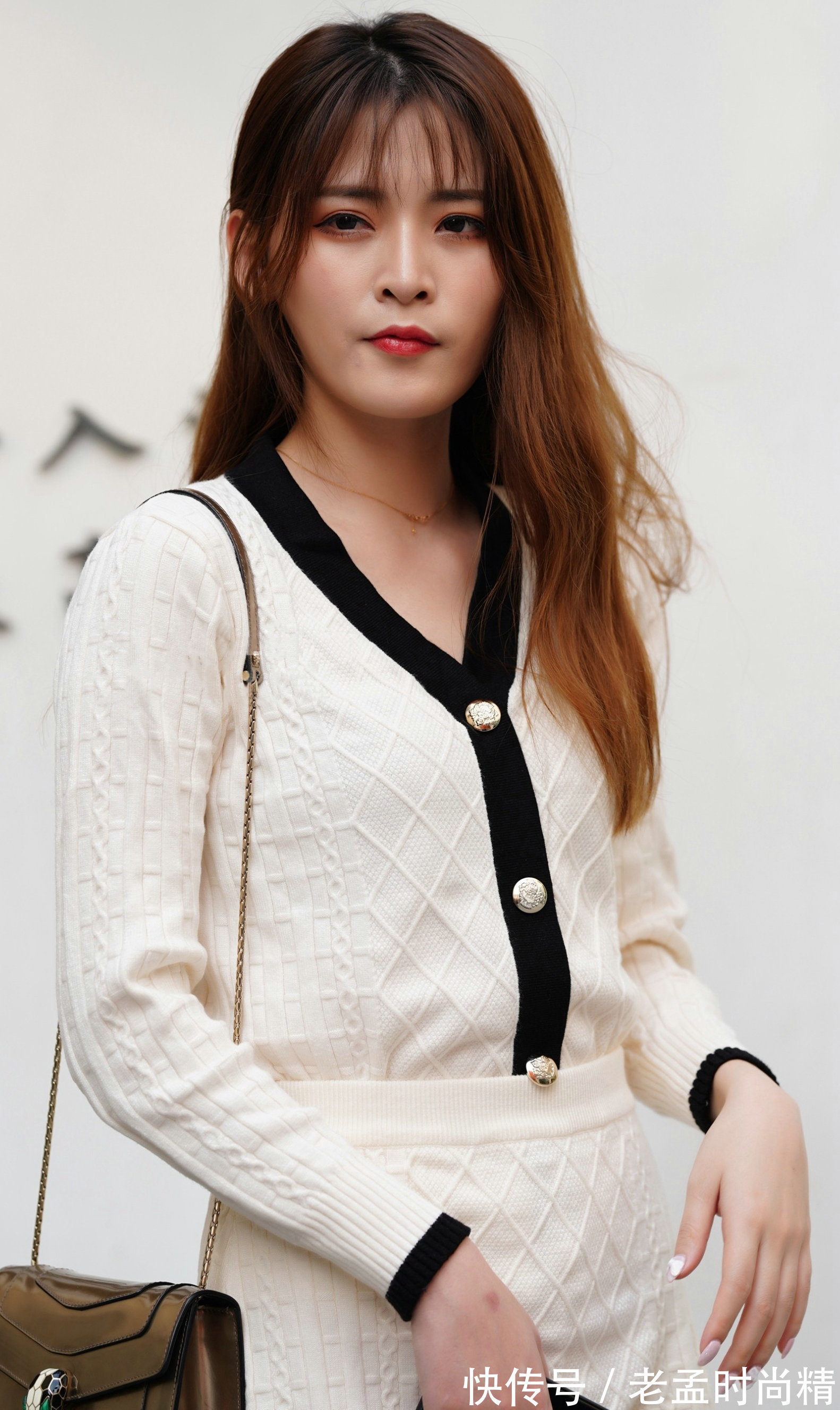 搭配|时尚: 对服饰搭配不是很在行的女生, 那么套装就是不错的选择