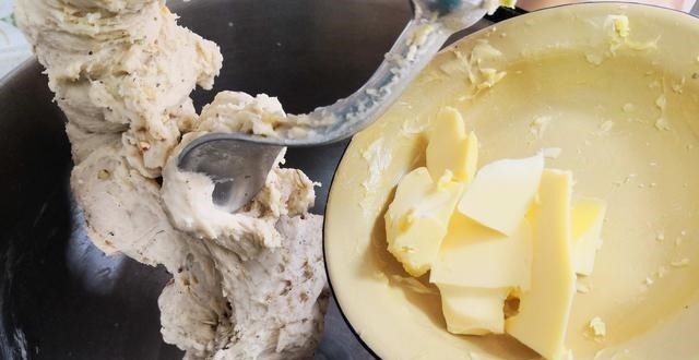 想做面包没烤箱咋办跟我学这么做,有个蒸锅就搞定,效果还特棒