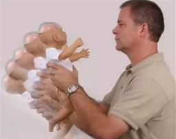 晋宝|“新晋奶爸”抱娃走红，刚到手就急着还给护士，宝宝我烫手啊