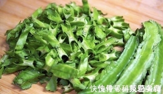 药用野菜|夏天一定要多吃这些药用野菜，治咳嗽多痰、感冒气喘，吃了就是宝