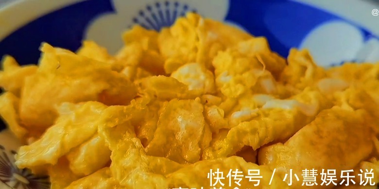 炒西兰花,最忌直接炒和焯水了,教你3招,脆嫩入味,营养不流失