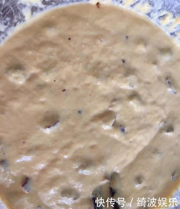 半个南瓜,1个鸡蛋,不用一滴水,比油条做法简单,比蛋糕还好吃