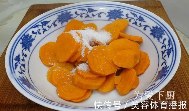 大饼|这零食的做法太好吃了，冰箱里一放，比薯片还好吃，一口一个真香