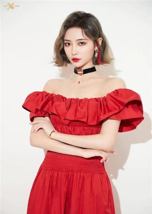 30岁女性不想被人叫阿姨，少留直发！换上这四种冻龄卷，精致洋气