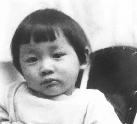 离婚|15岁嫁给徐志摩的她,嫁妆装了1节火车,怀第2个孩子时却被逼离婚