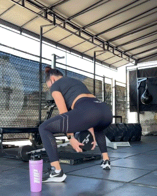 新墨西哥州|前凸后翘,美国女孩通过健身改变身材,成为比基尼冠军