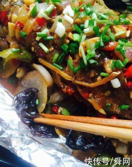 美味|农村稻田边上野餐,这样的美味让人欲罢不能,你吃过吗?