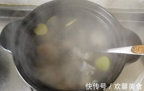 搅拌均匀|慈禧最爱美容佳品就是“它”,每周吃1次,补充胶原蛋白防衰老