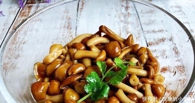 排便|便秘最怕这食材，花5分钟拌一拌，每天吃一碗，清肠排毒，助排便