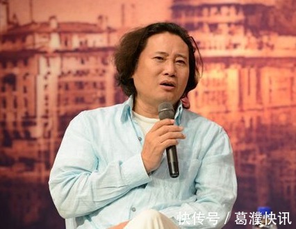 总政歌舞团$1990年,刘燕第一次见歌唱家戴玉强,3年后嫁给他并改变他的人生