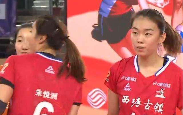 李盈莹|女排天才少女再觉醒,半场独得17分太惊艳,或成下一个李盈莹